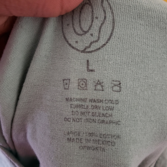 🦋UNISEX Odd Future Skater Cat T-shirt - Picture 6 of 7